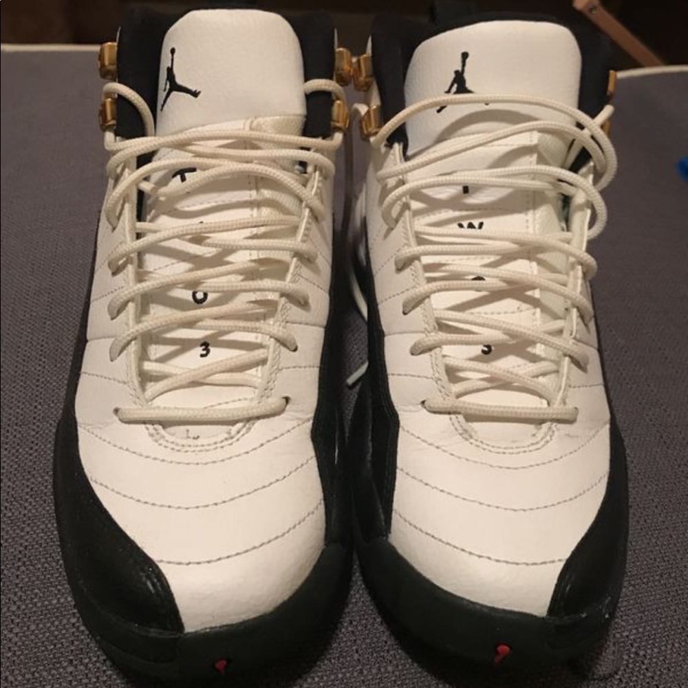 Jordan shoes - taxis